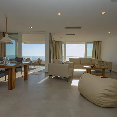 Luxury Penthouse Sara Apartman