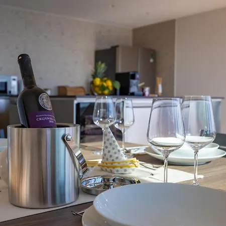 Luxury Penthouse Sara Apartman *