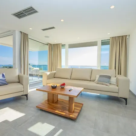 Apartman Luxury Penthouse Sara