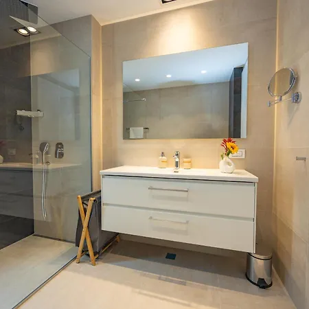 Luxury Penthouse Sara Apartman *