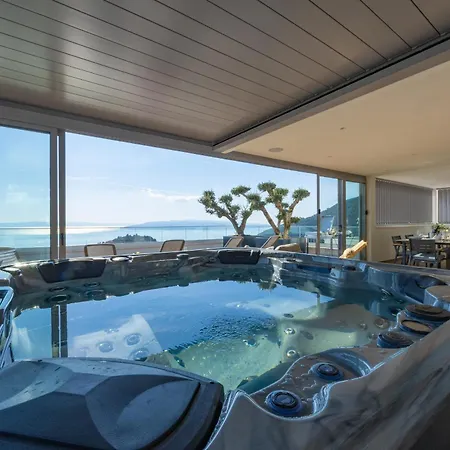 Apartman Luxury Penthouse Sara Makarska