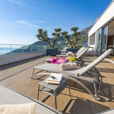Luxury Penthouse Sara Apartman *
