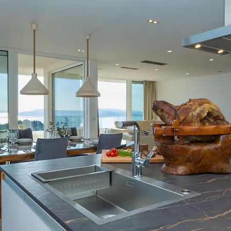 Apartman Luxury Penthouse Sara
