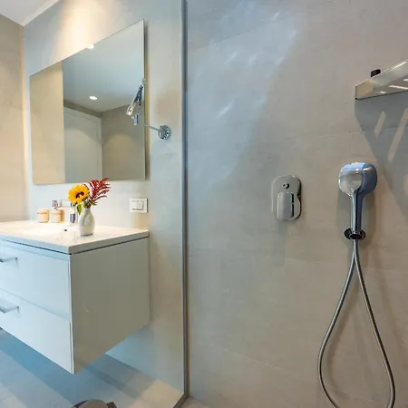 Apartman Luxury Penthouse Sara *