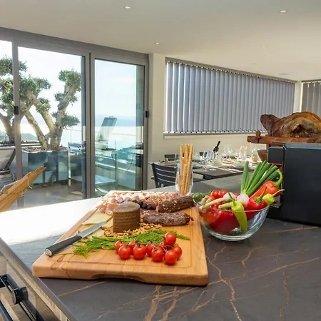 Apartman Luxury Penthouse Sara *