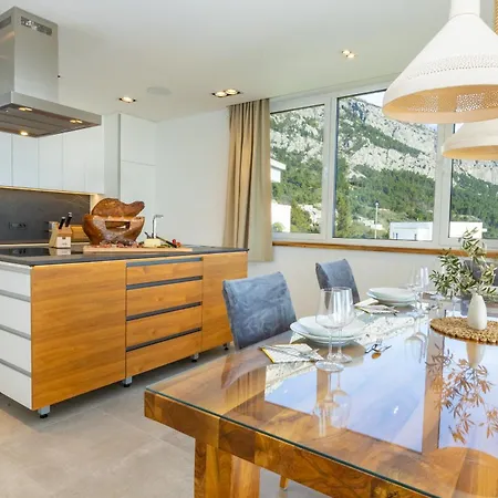 Luxury Penthouse Sara Apartman