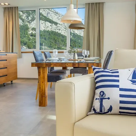 Luxury Penthouse Sara Apartman Makarska